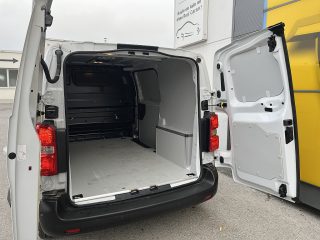 Opel Vivaro e KW M