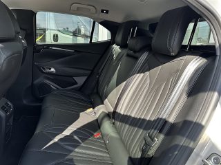 Citroën DS4 RIVOLI CROSS EAT8 1.5 HDI