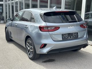 KIA Cee'd SILBER 1.5 TGDI