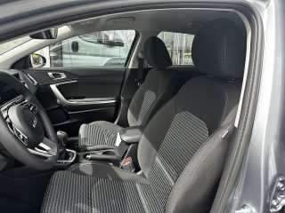 KIA Cee'd SILBER 1.5 TGDI