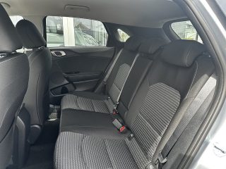 KIA Cee'd SILBER 1.5 TGDI