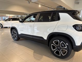 Jeep Avenger 1.2 GSE T3 Summit