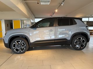 Jeep Avenger 1.2 e-Hybrid Summit e-DCT6