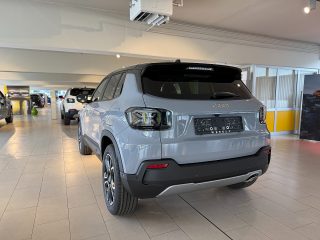 Jeep Avenger 1.2 e-Hybrid Summit e-DCT6