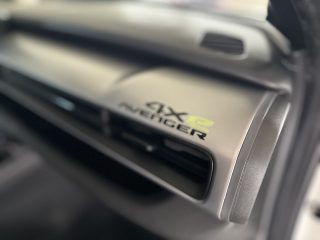 Jeep Avenger 1.2 T3 e-Hybrid 4xe Overland e-DCT6