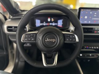 Jeep Avenger 1.2 T3 e-Hybrid 4xe Overland e-DCT6