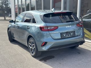 KIA ceed 1,5 TGDI Silber