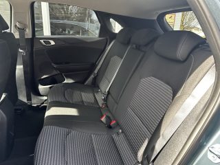 KIA ceed 1,5 TGDI Silber