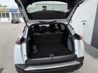 Peugeot 2008 PureTech 100 S&S Allure 6-Gang-Manuell