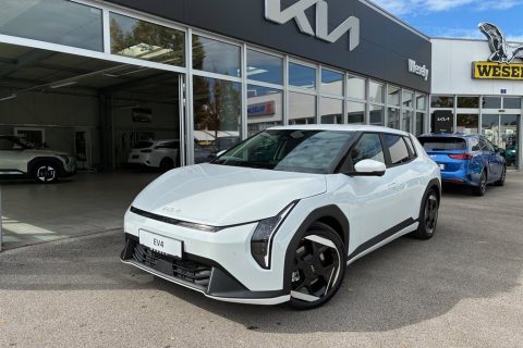 KIA EV4 HB EARTH PLUS 81,4 KWH