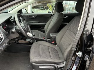 KIA Stonic 1,25 MPI ISG Silber